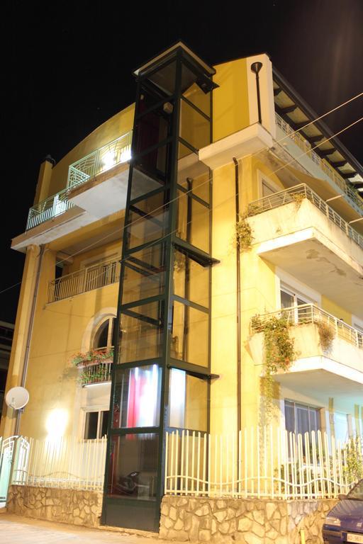 B&B I Fiori Del Mare Agropoli Exterior photo
